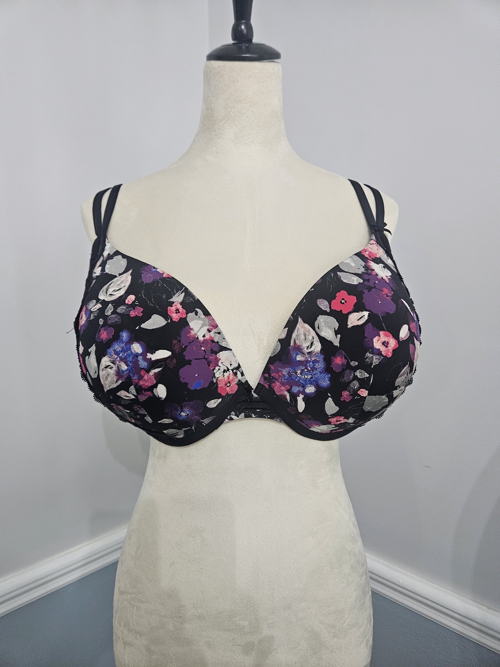 torrid Black Floral Underwire Plunge Bra with Double Straps